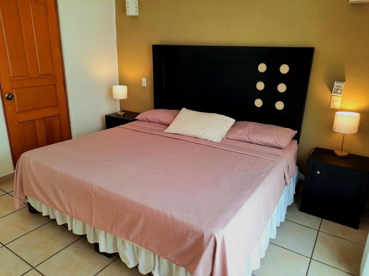 Hacienda Real Suits Ixtapa Ixtapa  Ngoại thất bức ảnh